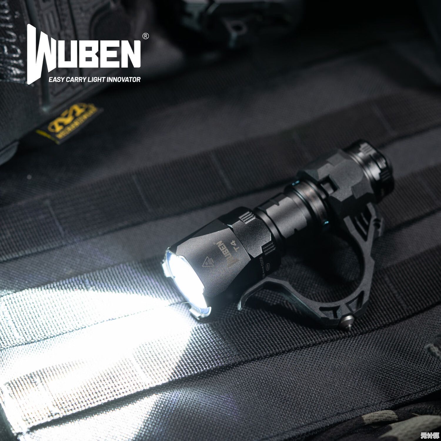 专业强光便携手电,持久续航守护你的夜间旅程 专业强光便携手电,持久续航守护你的夜间旅程