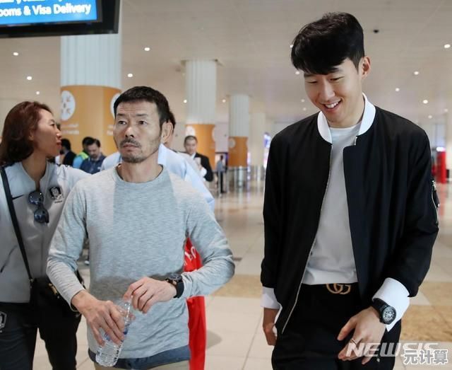 谁说模拟游戏没新意?AI老爹汉堡店的《老爹》系列风格够不够经典? 谁说模拟游戏没新意?AI老爹汉堡店的《老爹》系列风格够不够经典?