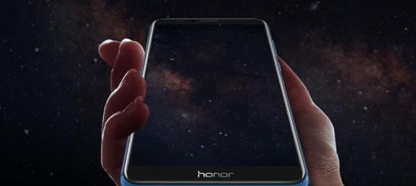 华为荣耀7x:性能革新与设计美学的完美平衡,开启智能新体验 华为荣耀7x:性能革新与设计美学的完美平衡,开启智能新体验