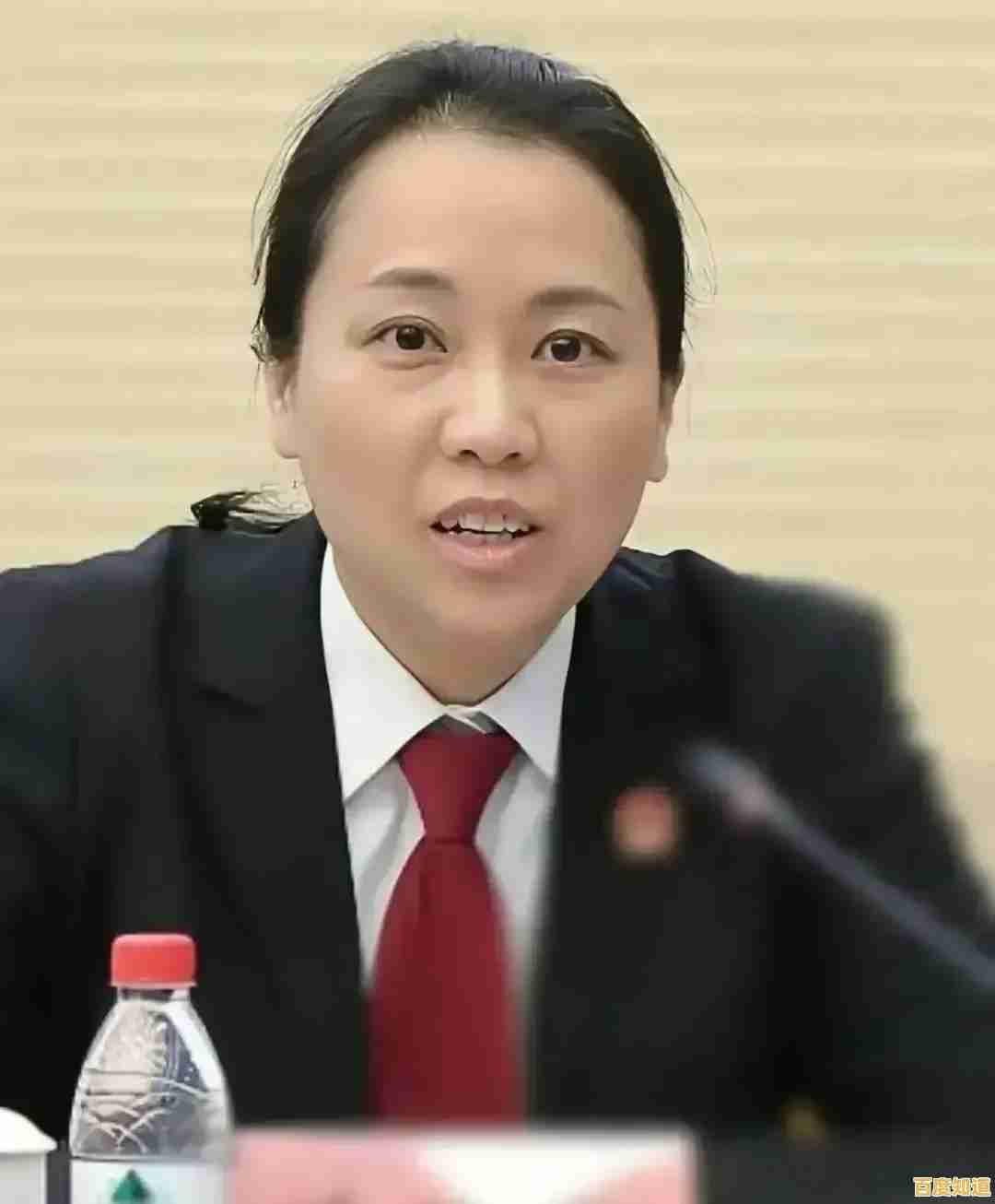 还在寻找自由捏脸与多元战斗的MMORPG?幻塔回溯服》不了解一下吗?