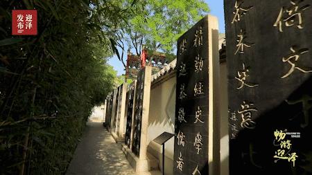 解锁朋友圈新玩法：无图状态下如何优雅发布高质量动态